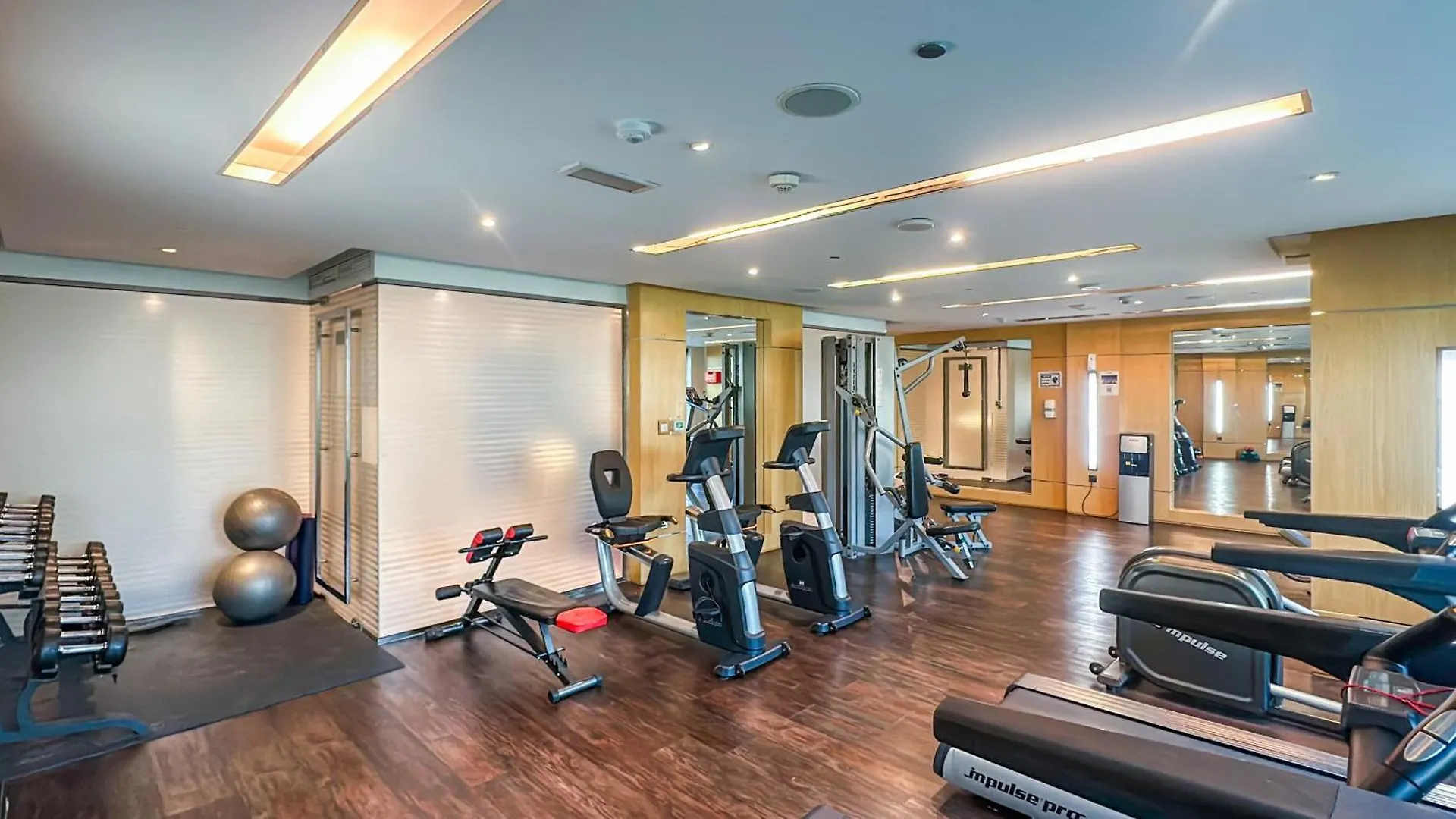 Apartamento Cozy Studio With Balcony Overlooking Dubai Canal - 15Ab07